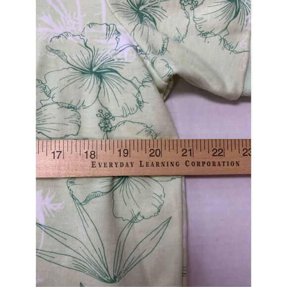 Vintage Foilage Patterned Polo Style Top - Picture 6 of 7